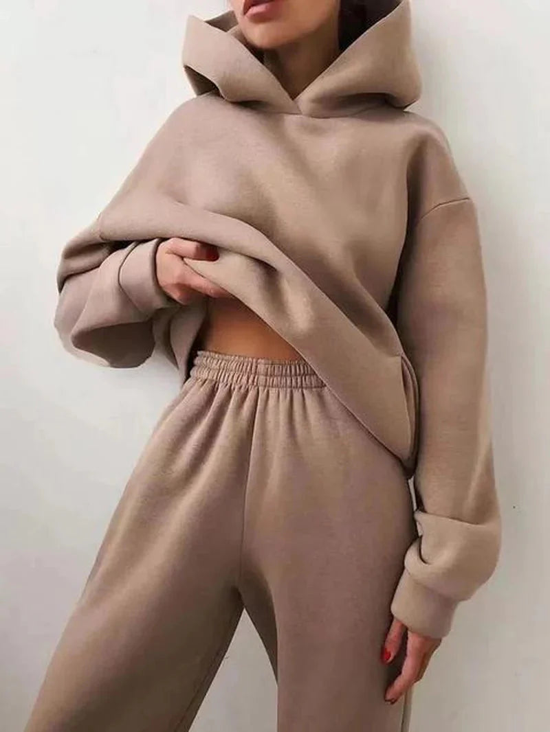 Women's two-piece tracksuit set in camel brown