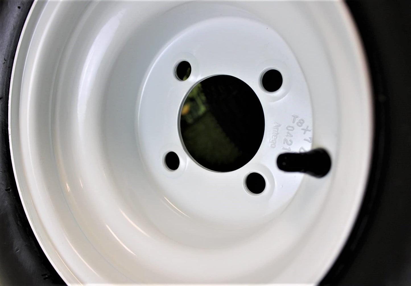 18x9.50-8 Toro/Exmark Wheel Assemblies - Replaces 110-6883, 120-249 (Set of Two)