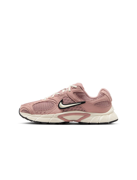 Nike Women's V5 RNR Particle Pink lateral view Y2K runner