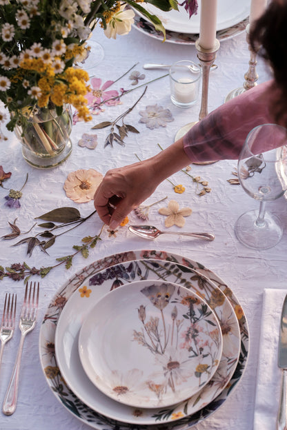 California Garden Dessert Plates