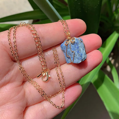 Natural Stone Pendant Necklace Small Rock Quartz Pendulum Amethysts Citrines Fluorite Pink Crystal Necklace for Women Healing