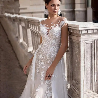 Luxurious White Wedding Bridal Dress Modern A-Line V-Neck with Sexy Flower Lace Embroidery Lace-Up Back Design