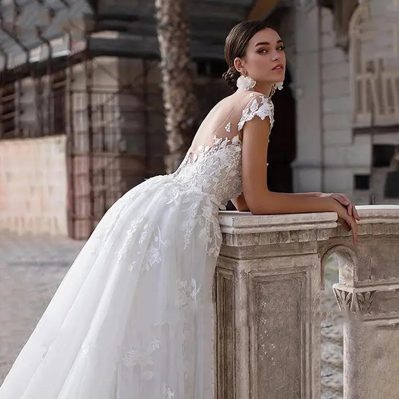 Luxurious White Wedding Bridal Dress Modern A-Line V-Neck with Sexy Flower Lace Embroidery Lace-Up Back Design