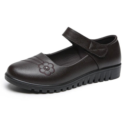 Flat comfortable elderly woman Mary Jane Shoes