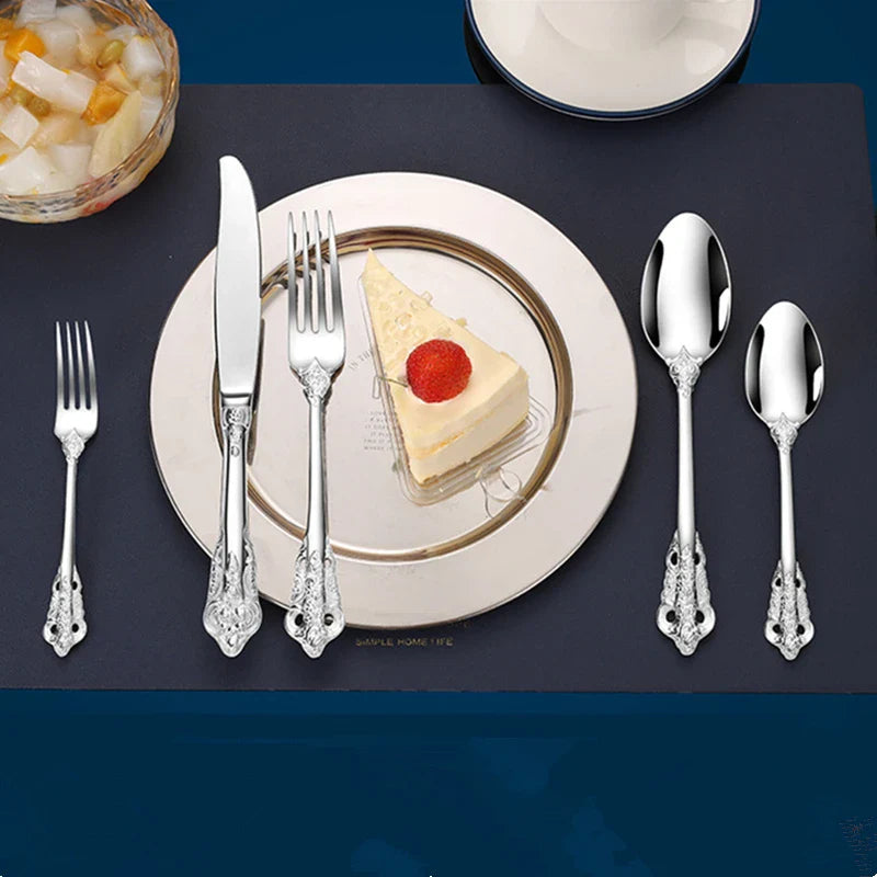 Luxury Gold Cutlery Set Vintage Dinnerware Set 18/10 Stainless Steel Silver Flatware Knife Fork and Spoon