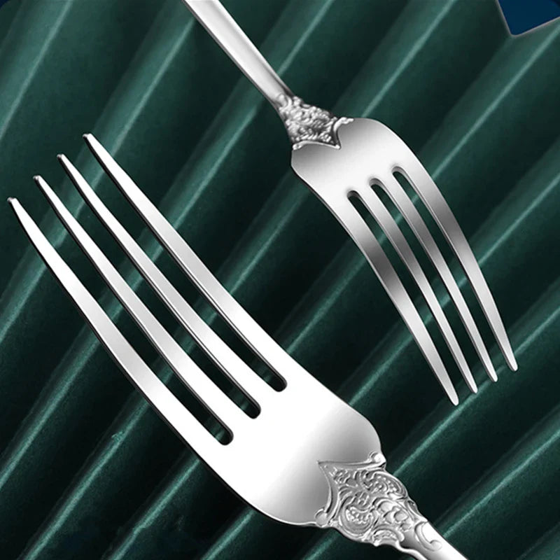 Luxury Gold Cutlery Set Vintage Dinnerware Set 18/10 Stainless Steel Silver Flatware Knife Fork and Spoon