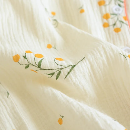 Summer women's cotton crepe three-piece short sleeve + shorts + trousers large size simple flower pajamas