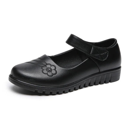 Flat comfortable elderly woman Mary Jane Shoes