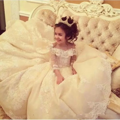 Elegant Toddler Full Sleeves Princes Gown Lace Flower Girl Dresses Sheer Flower Girl First Communion Princess Pageant