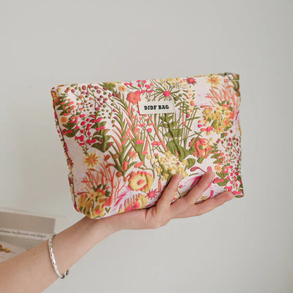 Women's Cosmetic Large Capacity Storage Bag