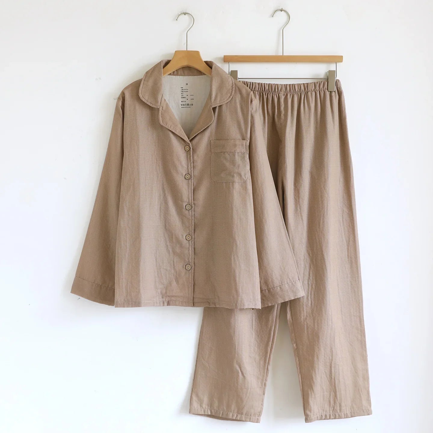 Comfortable Cotton Couples Pajamas Set for Autumn Color Woven Loose Long Sleeved Pants