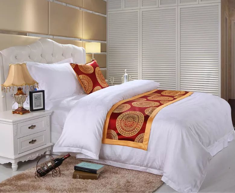 Hotel Bedding Decorative Cloth Bed Runner Bedspread Pure Color