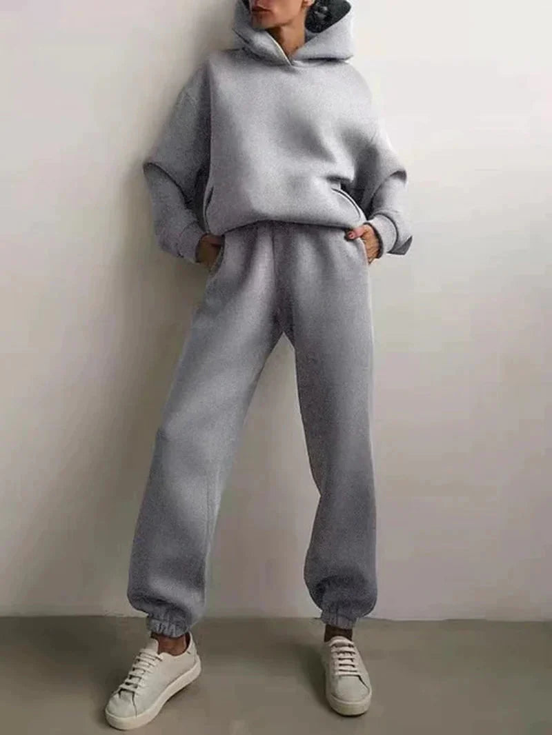 Women's zip-up hoodie and jogger tracksuit set in gray