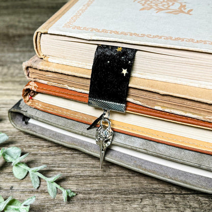 Berirexrion Fantasy Dragon Sword Bookmarks 2 PCs Black Metal Velvet Ribbon