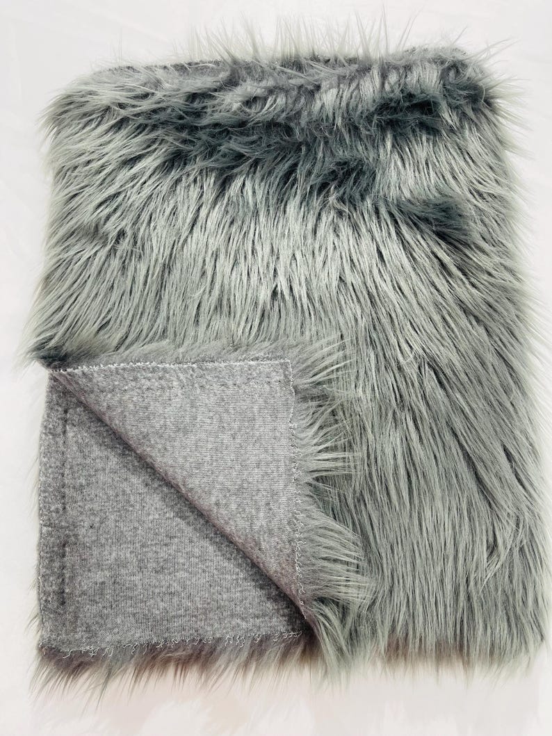 Shaggy Vegan Faux Fur 58" Wide | New Creation Fabric & Foam Inc.