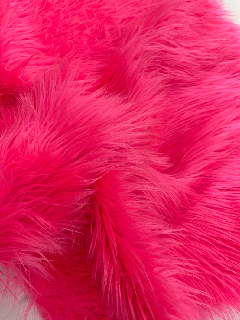 Shaggy Vegan Faux Fur 58" Wide | New Creation Fabric & Foam Inc.