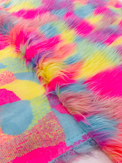 Shaggy Vegan Faux Fur 58" Wide | New Creation Fabric & Foam Inc.