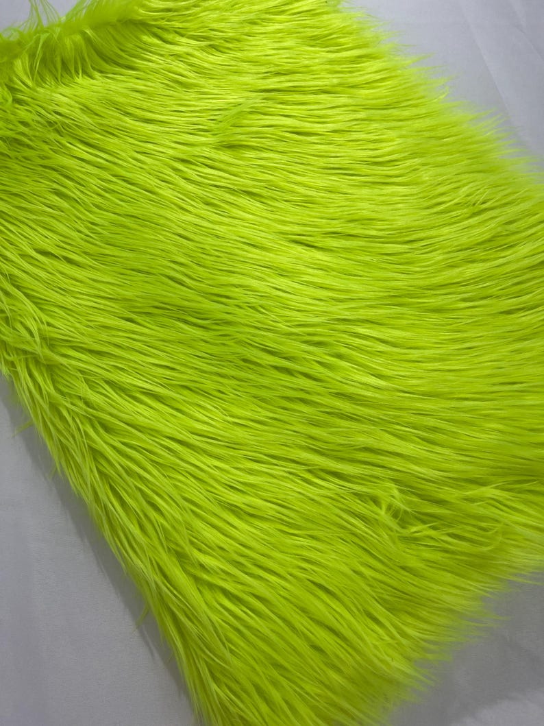 Shaggy Vegan Faux Fur 58" Wide | New Creation Fabric & Foam Inc.