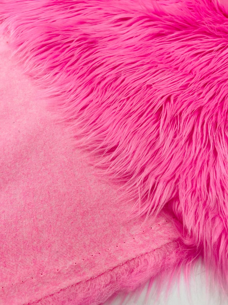 Shaggy Vegan Faux Fur 58" Wide | New Creation Fabric & Foam Inc.