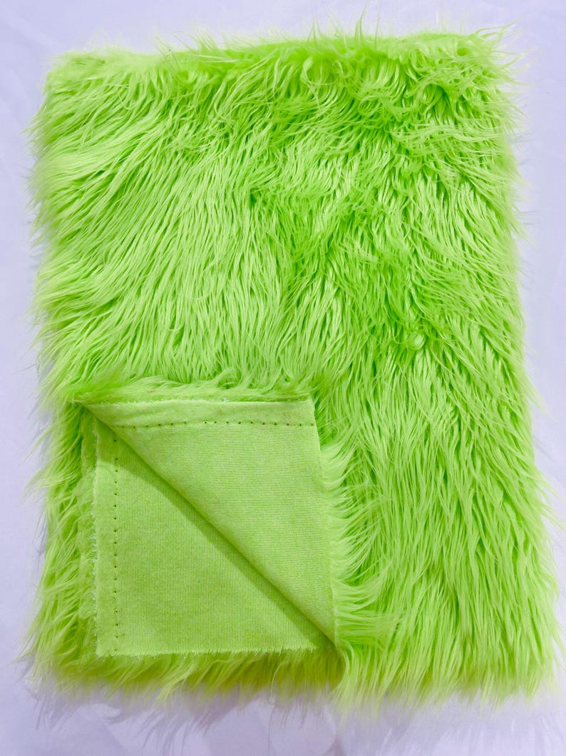 Shaggy Vegan Faux Fur 58" Wide | New Creation Fabric & Foam Inc.